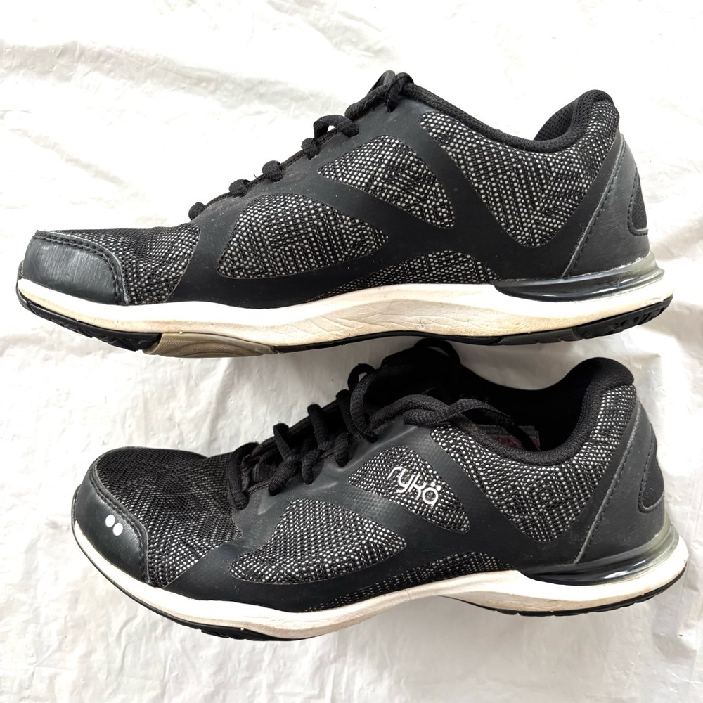 Ryka Grafik running shoes sneakers black white SZ 7 M Gently Worn - Picture 4 of 13